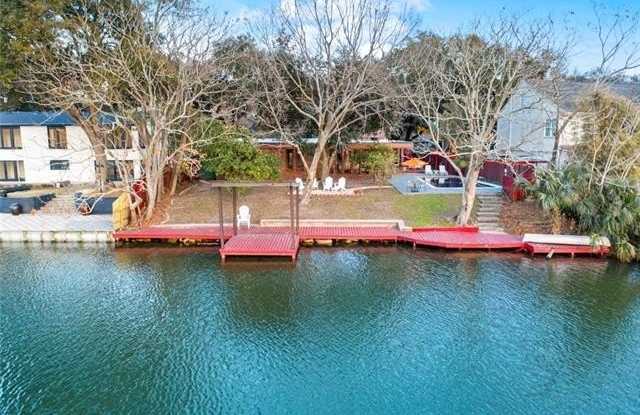 9 PARK ISLAND Drive Gallery 3