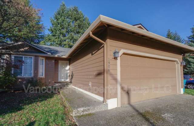 1906 NE 151st Cir - 1906 Northeast 151st Circle, Mount Vista, WA 98686