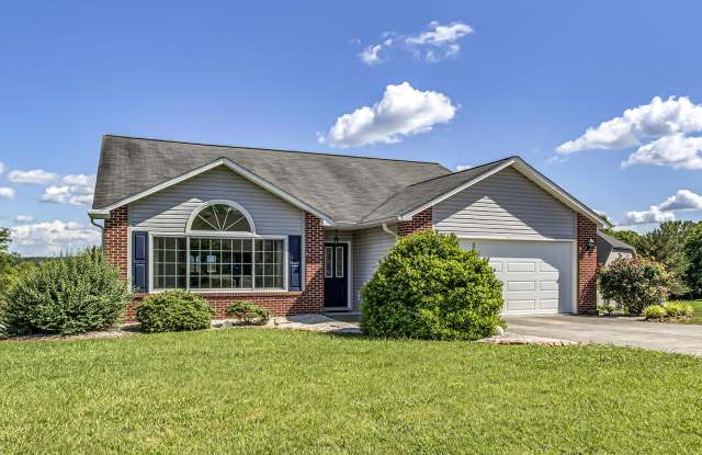 413 Keota Lane - 413 Keota Lane, Tellico Village, TN 37774