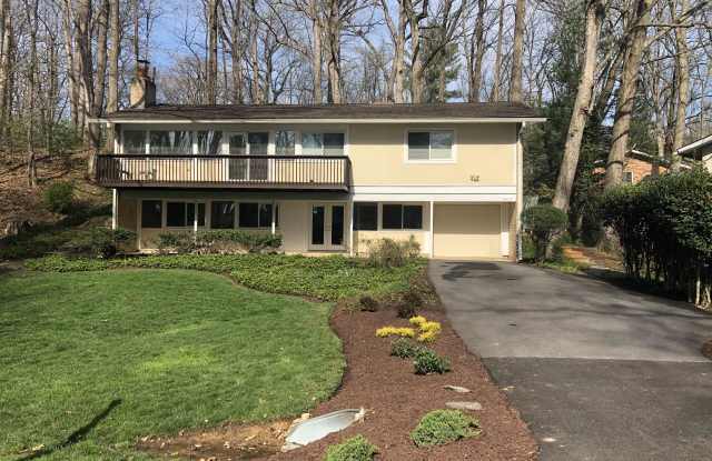 8405 FENWAY RD - 8405 Fenway Road, Potomac, MD 20817