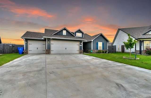 3604 E Quebec Street - 3604 East Quebec Street, Broken Arrow, OK 74014