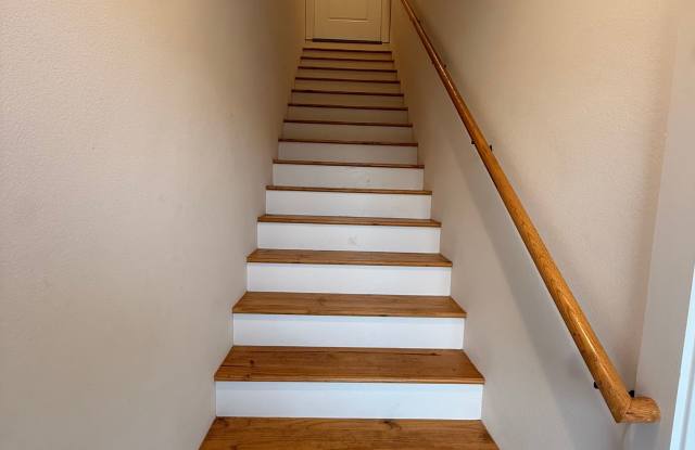 112 Winged Elm Ln Unit A Gallery 4