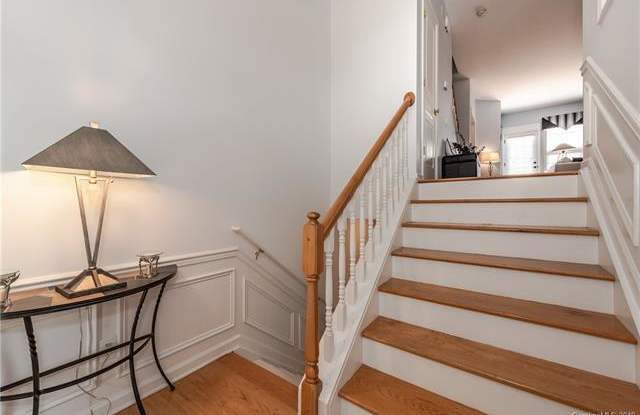 15210 Kessler Drive Gallery 4