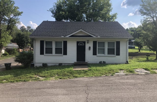 207 Cherry Street - 207 Cherry Street, Dickson, TN 37055