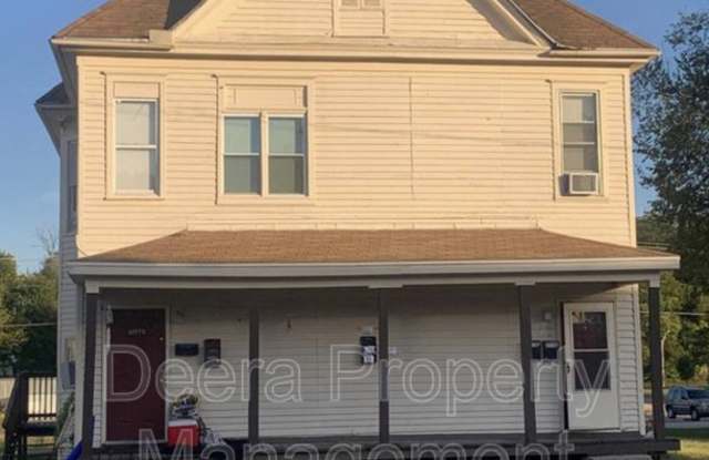 2115 Saint Joseph Avenue - 2115 A - 2115 Saint Joseph Avenue, St. Joseph, MO 64505