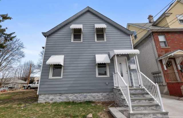332 Midland Ave Gallery 2