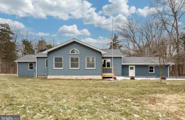 5816 UPPER RIDGE Road photos photos