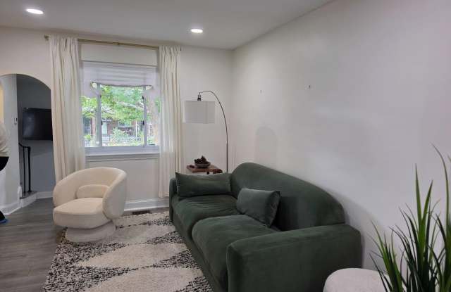 2213 13TH Street NE Gallery 2