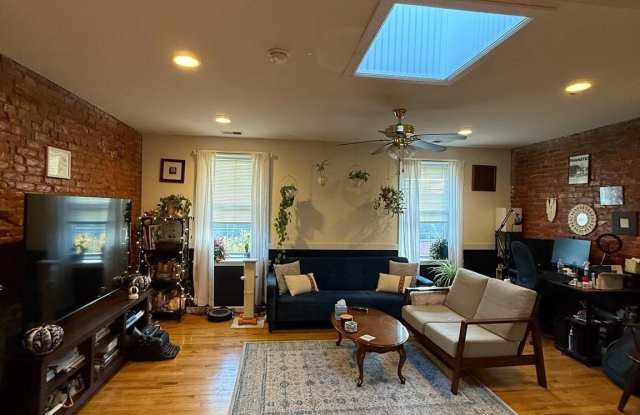 1541 W THOMPSON Street unit: 3 - 1541 West Thompson Street, Philadelphia, PA 19121