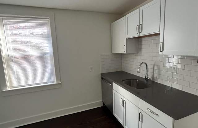 522 Aurora Ave photos photos