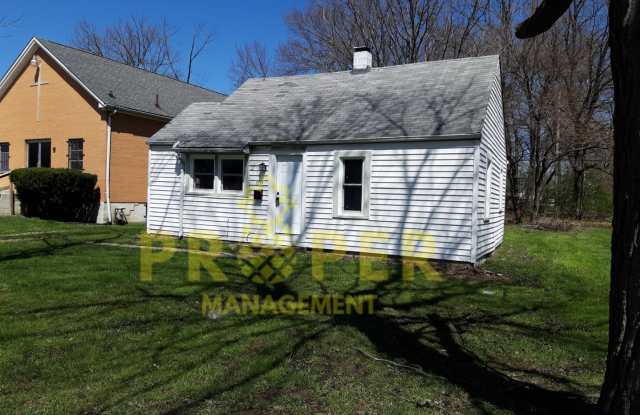 very cute 2 bedrooms 1 bathroom house photos photos