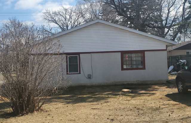 3 Bedrooms, 1 Bathroom Home in Brainerd, MN photos photos