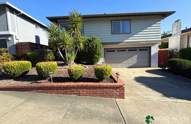 Bright and Spacious 3BD/3BA Home with Bonus Room and Garage photos photos
