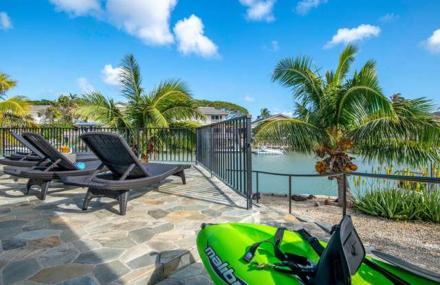 BRAND NEW to the market with NEW JACUZZI! Marina Front 3br/2ba photos photos