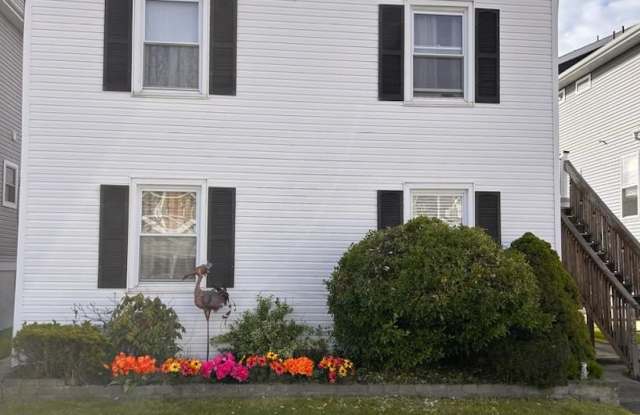 1335 SIMPSON Avenue photos photos