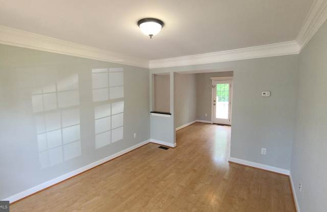 3287 TAYLOE COURT Gallery 4