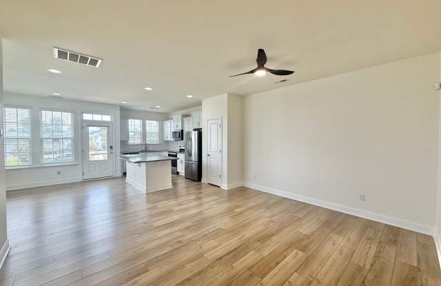 **OFFERING REFUNDABLE APPLICATION FEES** Gorgeous 3BD, 2.5BA Wendell Falls Townhome with a 1-Car Garage and Modern Updates Throughout Gallery 4