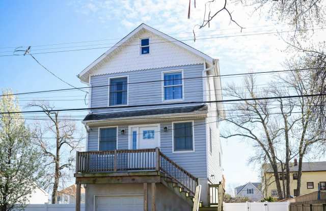 320 Lorillard Avenue photos photos 320 Lorillard Avenue photos photos