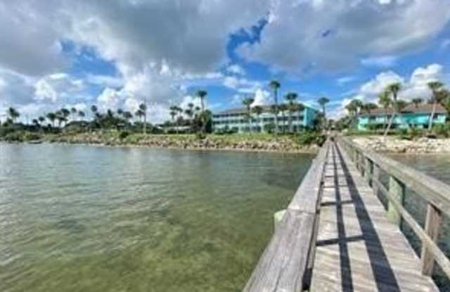 13513 S Indian River Drive Gallery 3