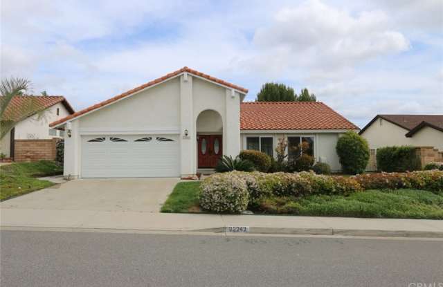 22242 Platino - 22242 Platino, Mission Viejo, CA 92691