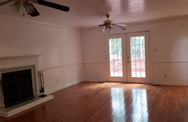 13913 Rockhaven Drive Gallery 3