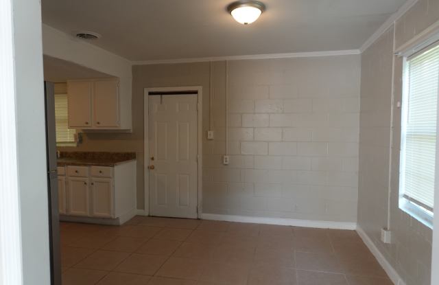 1224 Appling Court - 1A Gallery 3