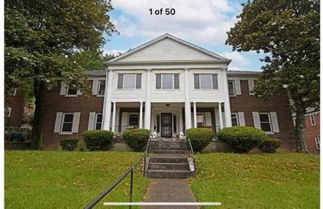 Beautiful RECENTLY REMODELED HISTORIC HOME in beautiful Paddock Hills. - 4527 Paddock Road, Cincinnati, OH 45229