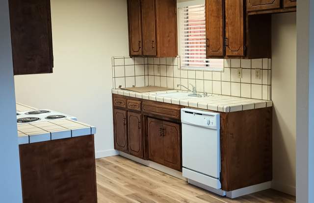 163 Wayside Dr Gallery 3