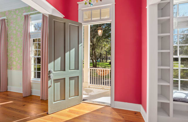 6 Le Chene Circle - 6 Le Chene Circle, Beaufort County, SC 29906