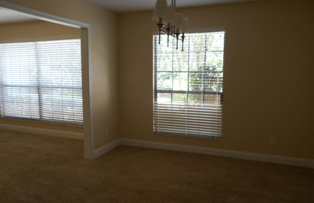 2755 SEBASTIAN CT Gallery 3