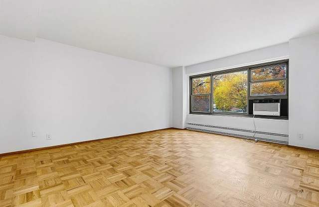2185 34th Ave Apt 2D photos photos