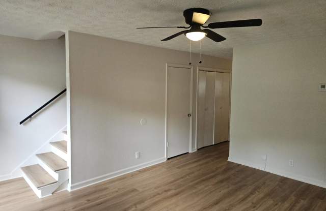 490 South Jeff Davis Drive, Unit C - 1 Gallery 4