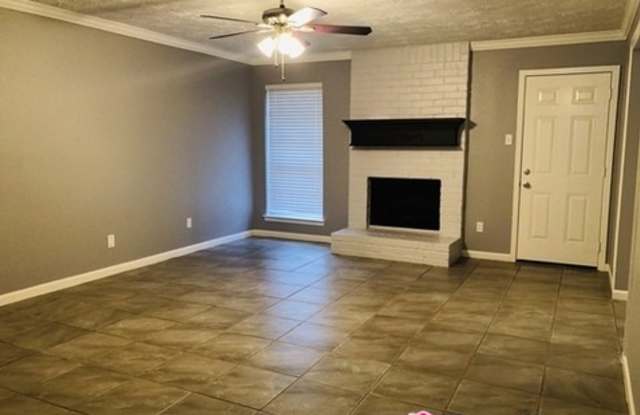 4009 Brownwind Trl Gallery 3