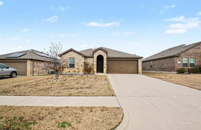 717 English Drive - 717 English Drive, Denton County, TX 76227