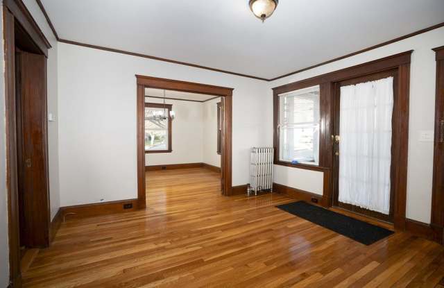 72 Merrymount photos photos