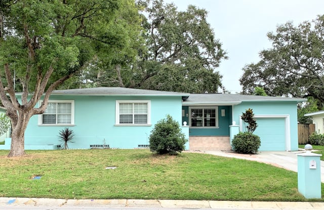 901 Chester Dr - 901 Chester Drive, Clearwater, FL 33756