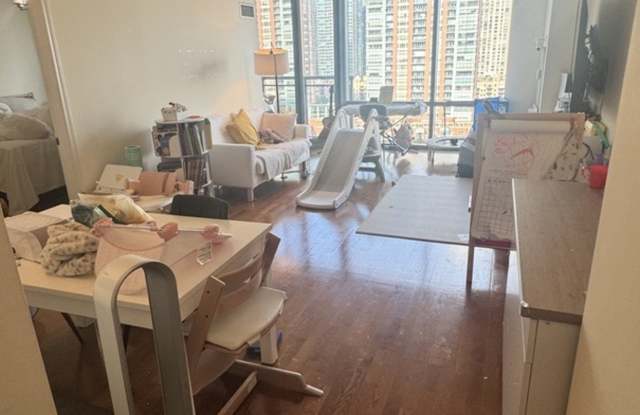 450 E WATERSIDE Drive Gallery 3