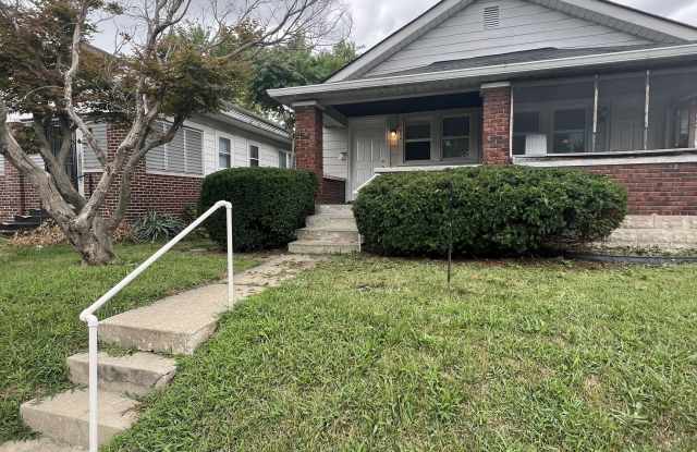 854 N Bradley Avenue photos photos