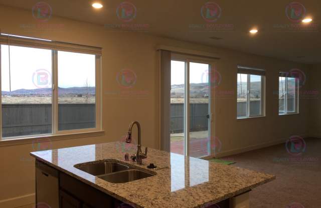 1/2 Month Free! 3 Bedroom 2 Bath Home Home in Wingfield!! Gallery 4