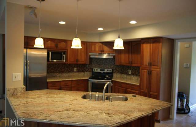 114 Rockspray Ridge Gallery 4