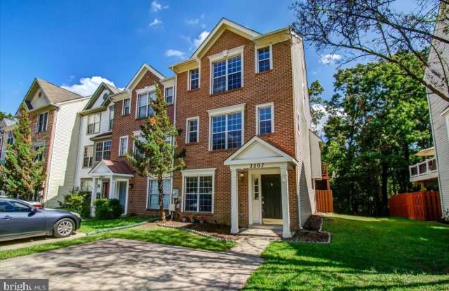 2207 COMMISSARY Circle photos photos