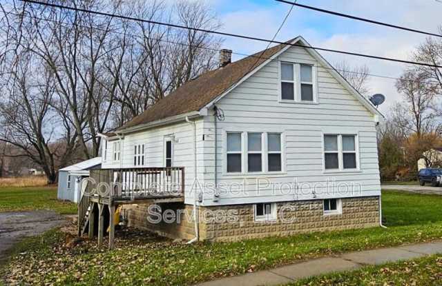 1148 North Broad Street - 1148 North Broad Street, Griffith, IN 46319