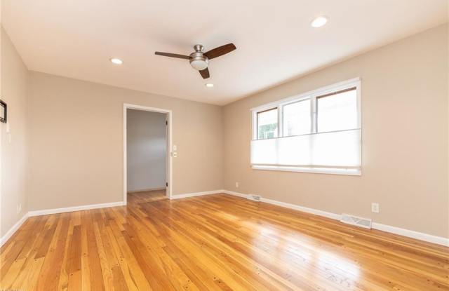24761 Maidstone Ln Gallery 3