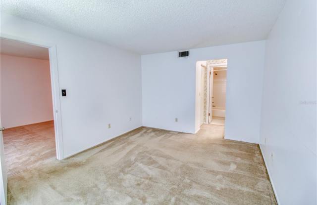 3293 WESTRIDGE BOULEVARD Gallery 4
