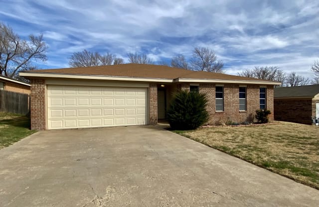 5211 Clearwater Court - 5211 Clearwater Court, Amarillo, TX 79110
