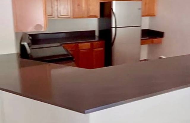 New Castle Condo – 2 Bed / 2 Bath with 2-Car Garage Available 6/15 photos photos