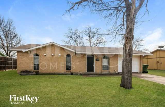 4013 Commonwealth Drive - 4013 Commonwealth Drive, Garland, TX 75043