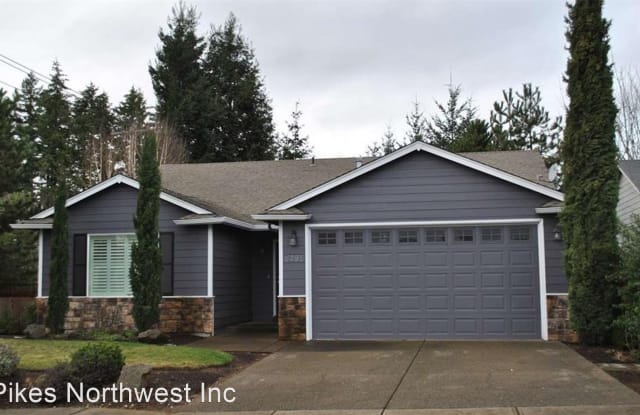 5295 Mac St SE - 5295 Mac Street Southeast, Salem, OR 97306