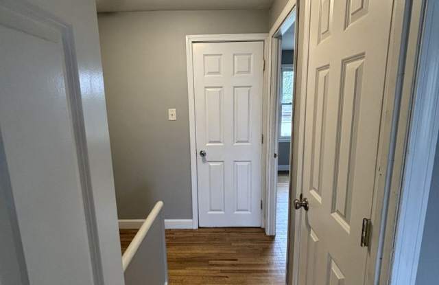 **RENT RECENTLY REDUCED!! ** 2 bedroom townhome with walk out basement for rent in Waterloo! Gallery 4