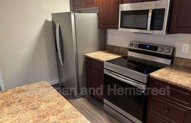 3701 London Court, Apt 203 Gallery 4